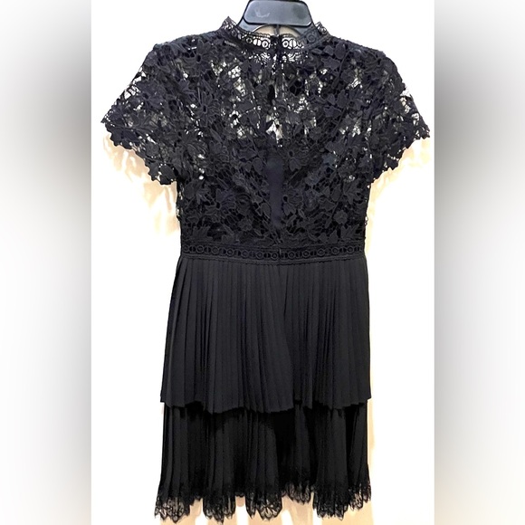 Zara party mini dress black lace bodice pleated skirt short sleeve small EUC - Picture 10 of 16